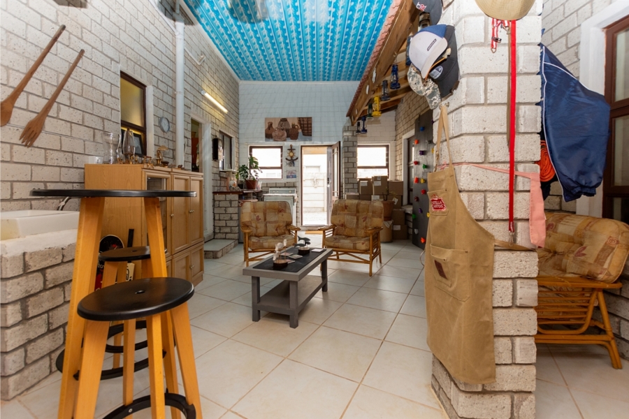 5 Bedroom Property for Sale in Britannia Bay Western Cape